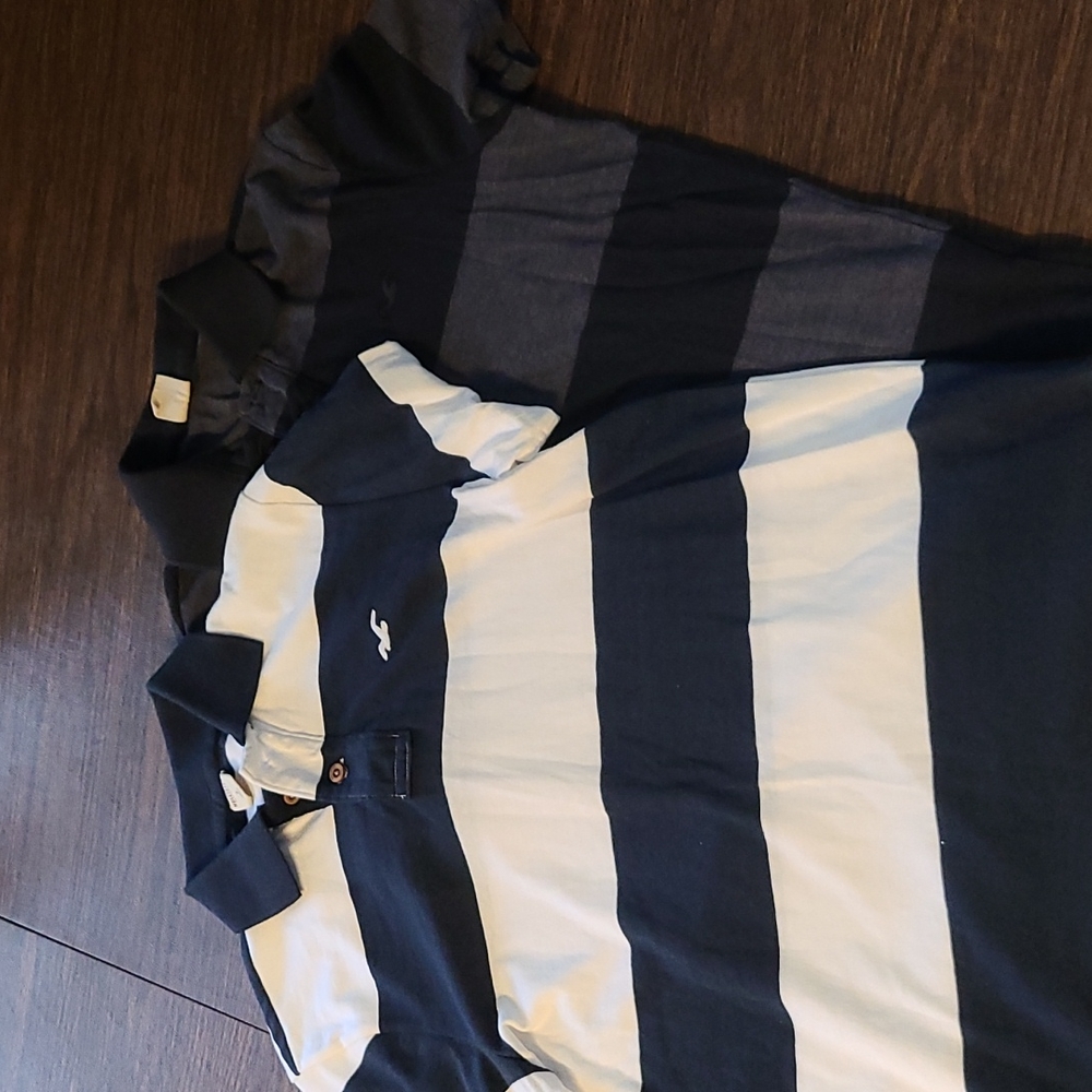 4/$20     2 Mens Hollister shirts